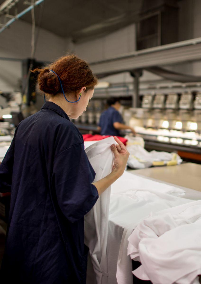 Quality control of finished garments in Istanbul